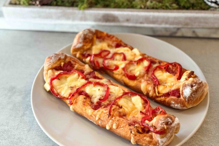 Brezel Pizza Schiffchen aus der Heißluftfritteuse