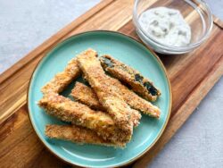 Zucchini fries from the hot air fryer