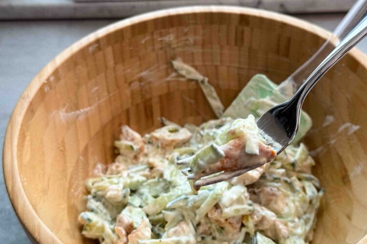 High Protein Hähnchen Tzatziki Salat