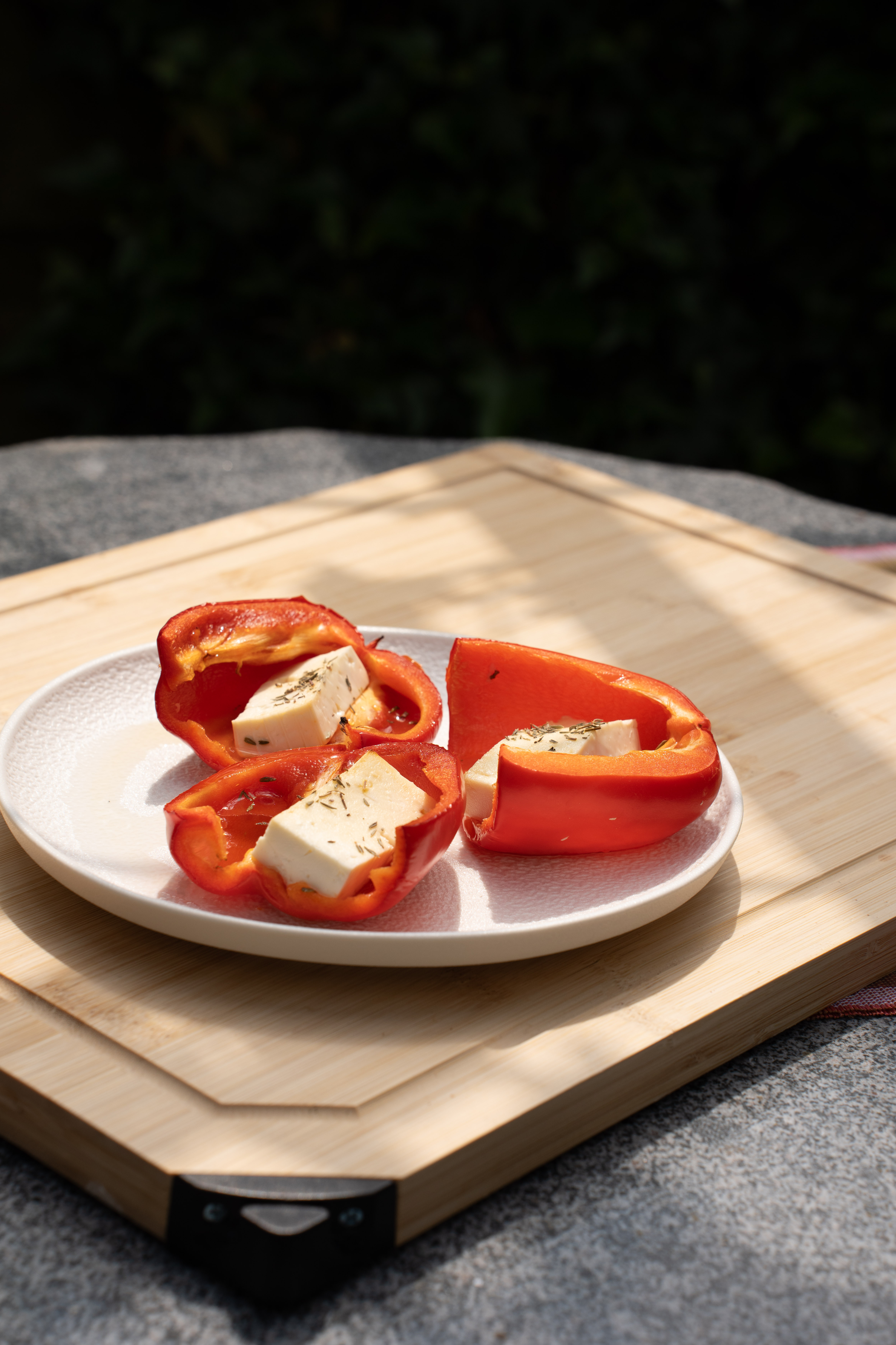 Paprika Feta Schiffchen vom Grill