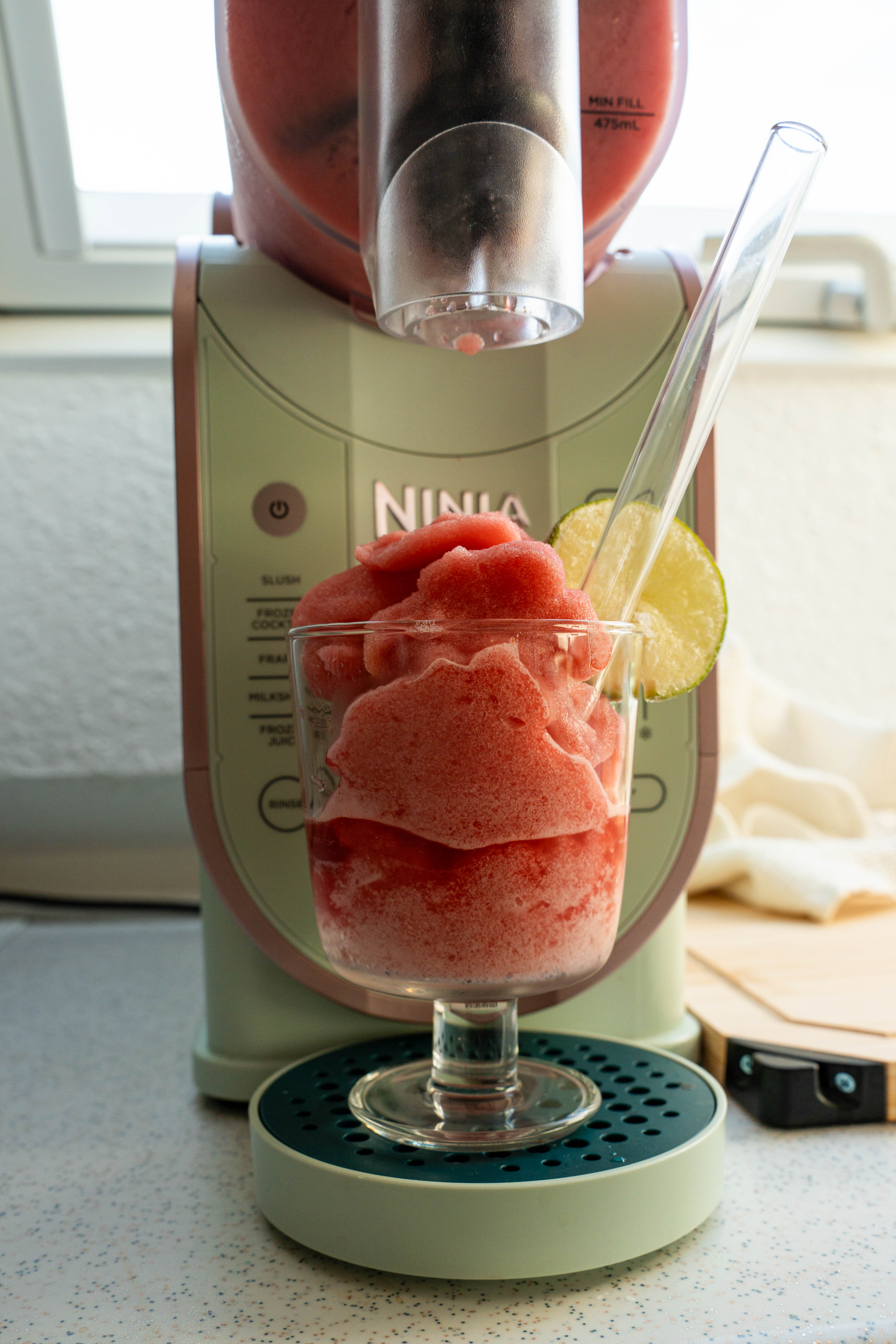 Erdbeer Daiquiri aus dem Ninja Slushi